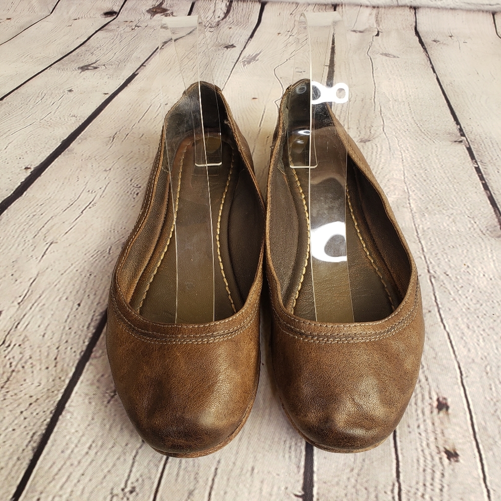 Frye carson ballet flats slip on shoes